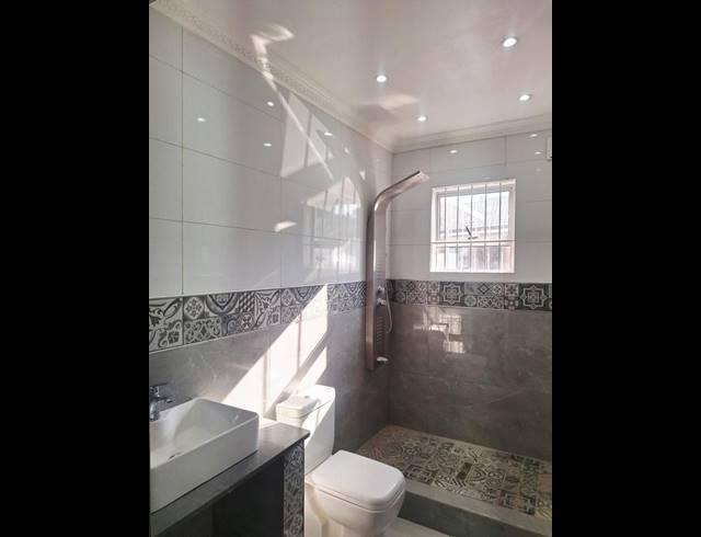 4 BEDROOM HOUSE FOR SALE IN SHALLCROSS